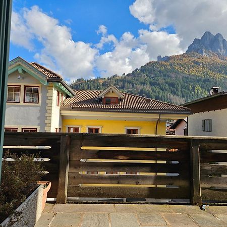 Casa Al Mesdi Apartment Pozza di Fassa Exterior foto