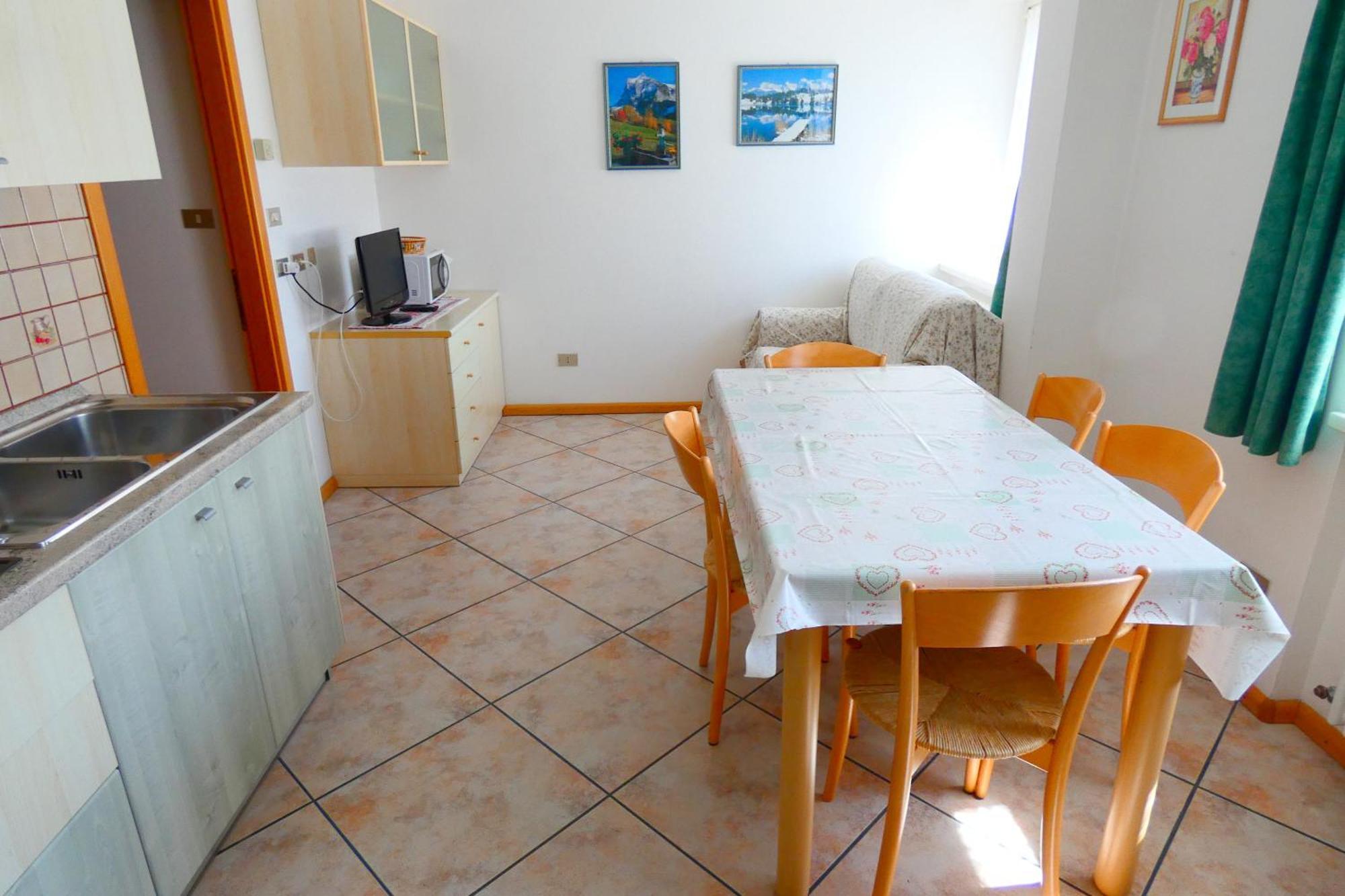 Casa Al Mesdi Apartment Pozza di Fassa Exterior foto